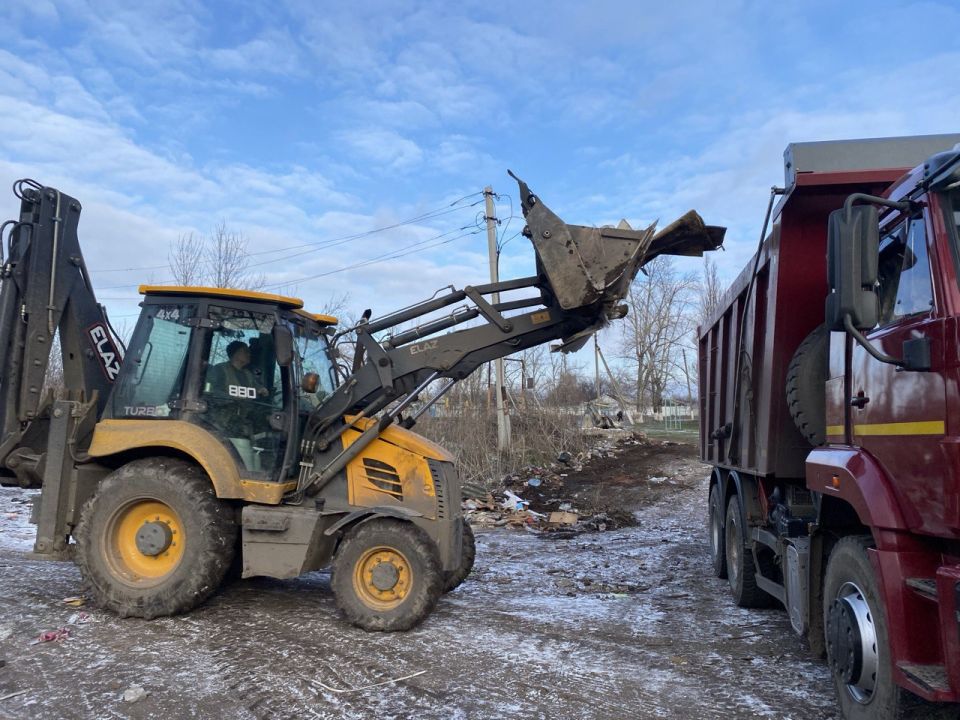 Работы по благоустройству в Суходольске