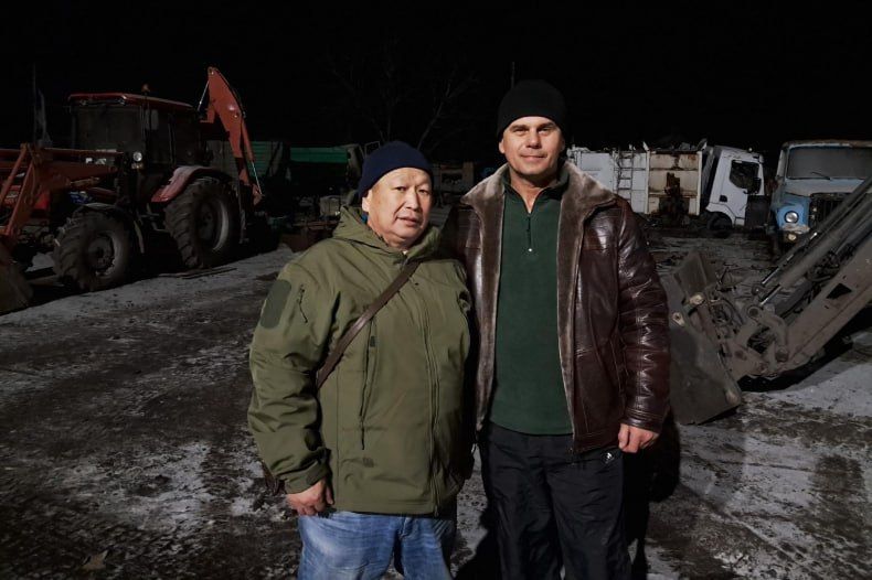 В Свердловск доставили новогодние сладкие подарки из Республики Тыва