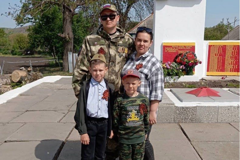 ОБЗОР ПРЕССЫ «ДОНБАСС ВОСТОЧНЫЙ»: Наши люди «Для меня он никогда не умрет»