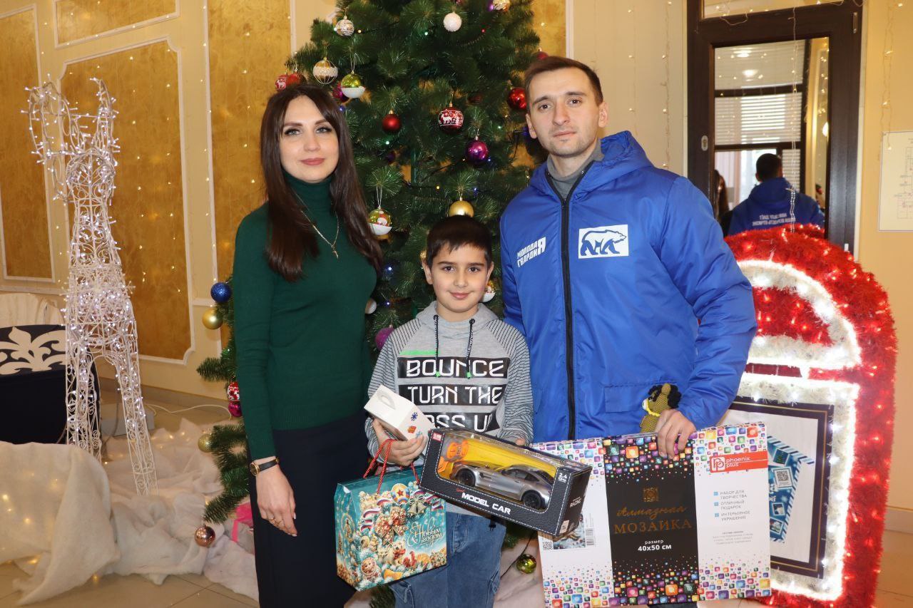 Новогоднее чудо в Северодонецке: "Елка желаний" принесла радость маленькому Артему