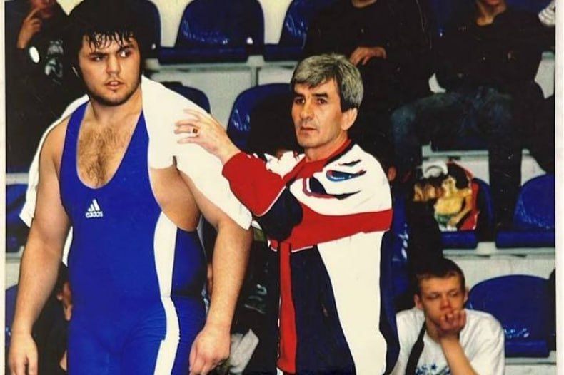 ОБЗОР ПРЕССЫ «ВОСТОЧНЫЙ ЭКСПРЕСС»: От сельского мальчишки до воспитателя чемпионов