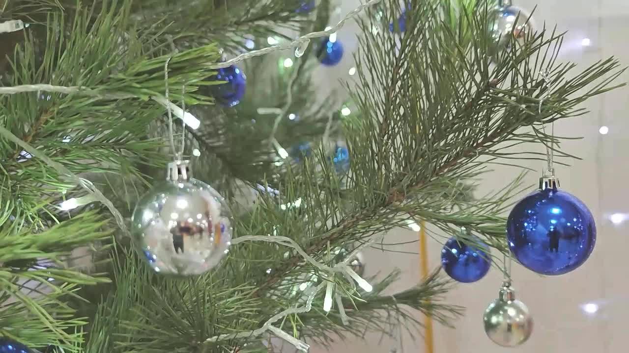 Главы нескольких муниципальных образований региона-шефа обратились с поздравительной речью к жителям округа