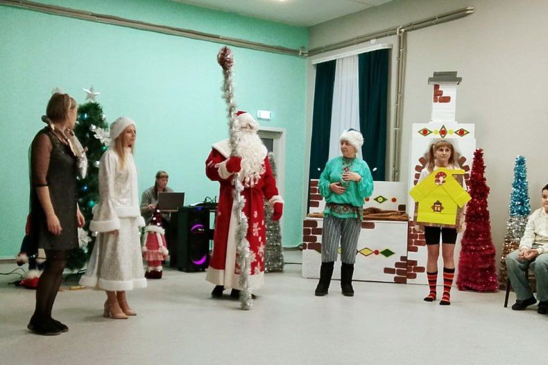 В Червонопартизанске детям участников СВО вручили новогодние подарки