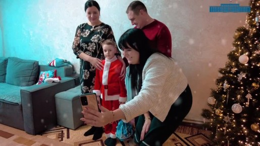 Премьер-министр ЛНР Егор Ковальчук исполнил мечту пятилетнего Максима из Кировска