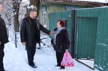 Евгений Бондарь: В дни новогодних праздников совершил добрый визит в село Ореховка