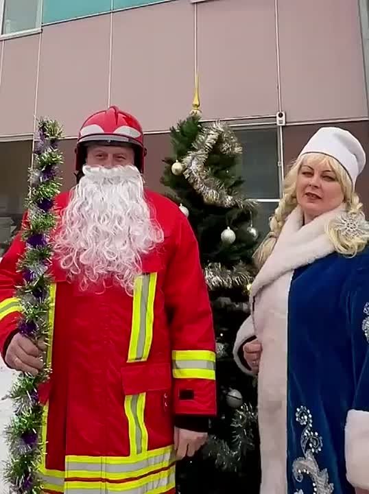 Жителей ЛНР поздравляют с наступающим Новым 2026 годом