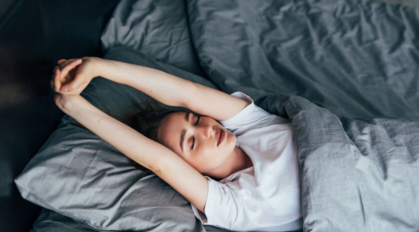 Врач-сомнолог рассказал, сколько нужно спать в выходные