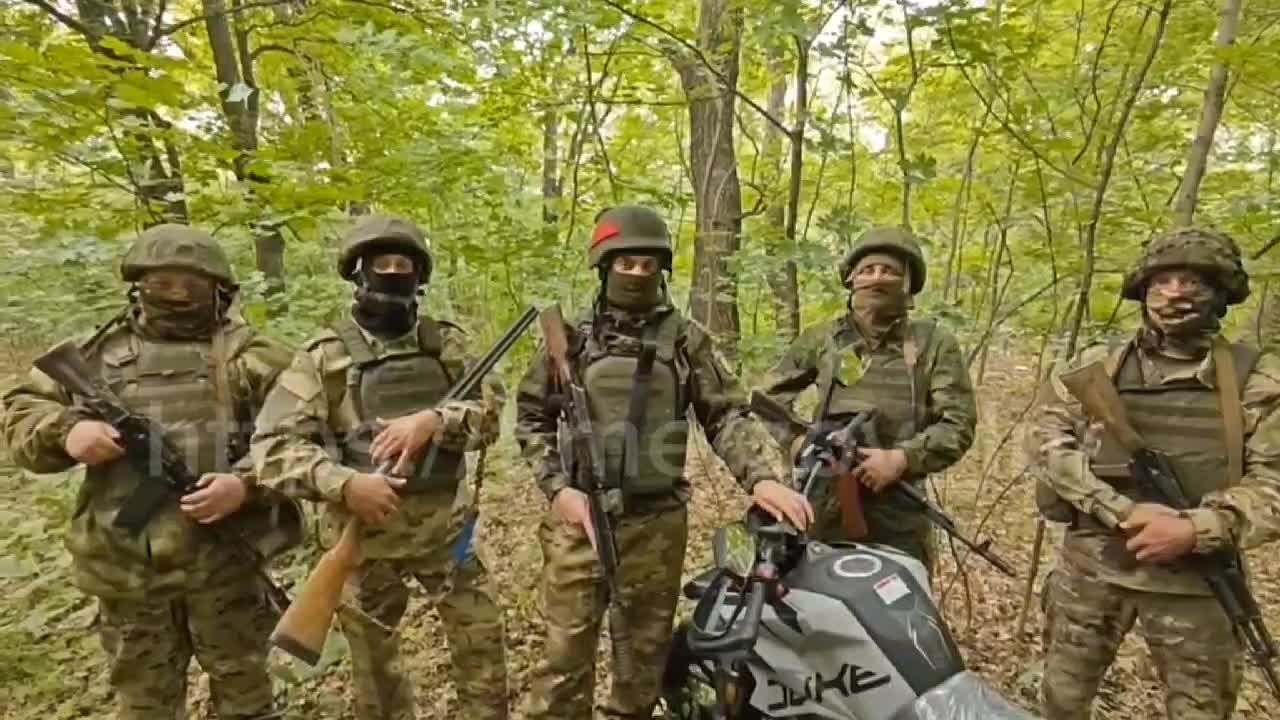 С Новым Годом и наступающим Рождеством, дорогие друзья!