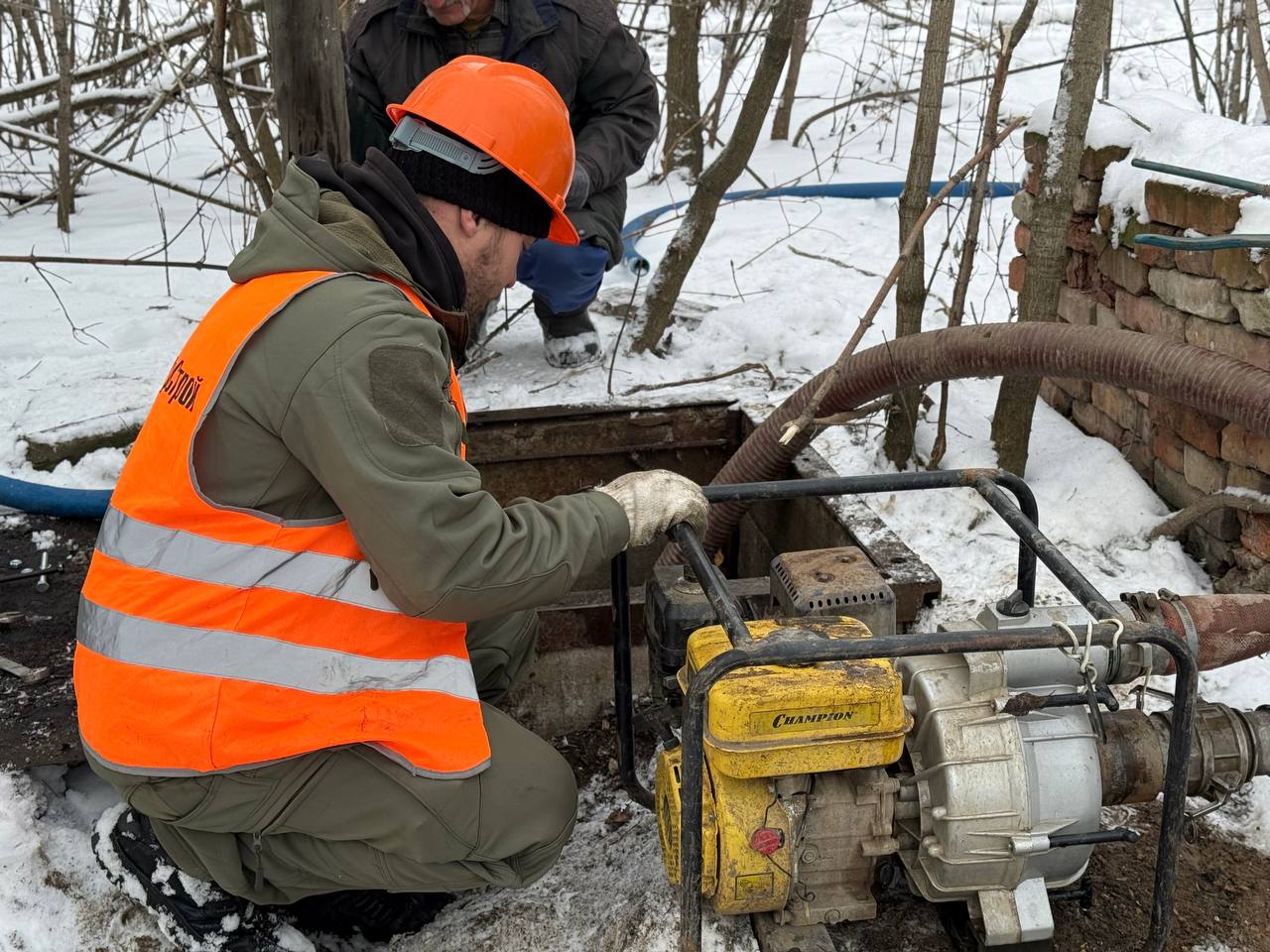 Специалисты ООО «Тюменьбурстрой» за короткий срок завершили ремонтные работы в п. Урало-Кавказ