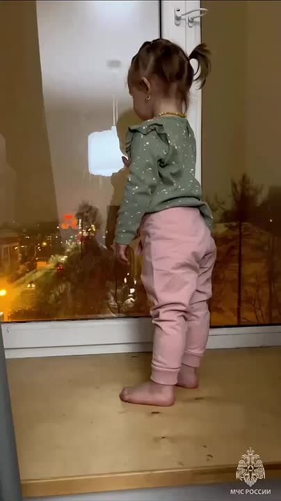 Прививать ребенку навыки безопасного поведения нужно с самых маленьких лет