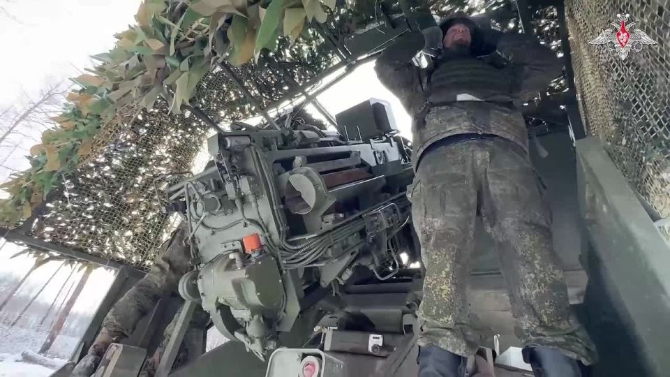 Артиллеристы ВС РФ уничтожили замаскированный опорный пункт с живой силой ВСУ в Харьковской области