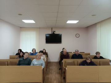 Глава городского округа город Ровеньки Андрей Рубанцов провел плановое рабочее совещание с руководителями управлений Администрации и структурных подразделений!