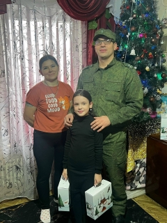 Офицеры ведомства поздравили юных жителей республики с новогодними праздниками