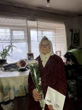 Свой – 95-летний юбилей отметила жительница пгт Большекаменка Берестенко Анна Павловна!