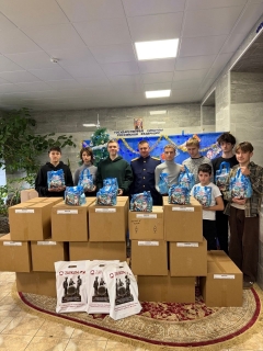 Сотрудники республиканского Следкома поздравили с Рождеством Христовым воспитанников школы-интерната