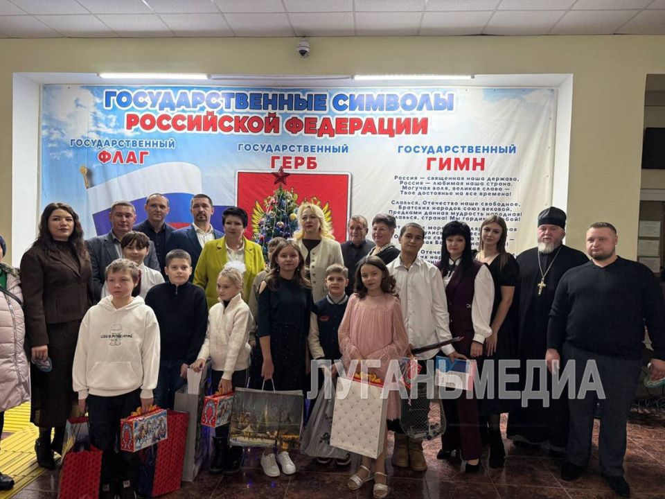 В Сватовском муниципалитете продолжается акция «Елка желаний»