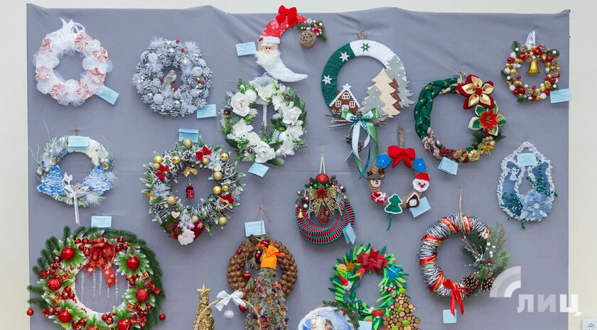 Луганская «Горьковка» представила около сотни экспонатов на новогодней выставке