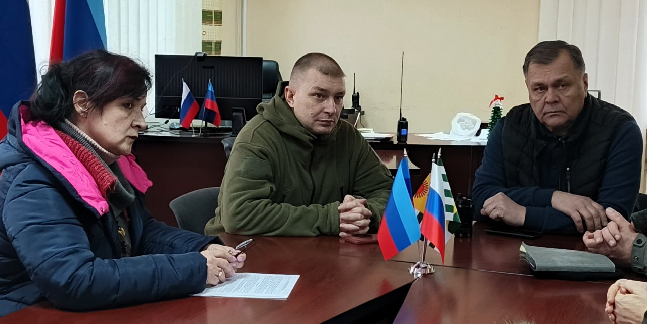 Евгений Шаталин: Совместно с первым заместителем Игорем Шмидтом провел рабочее совещание с руководителями ключевых предприятий нашего города