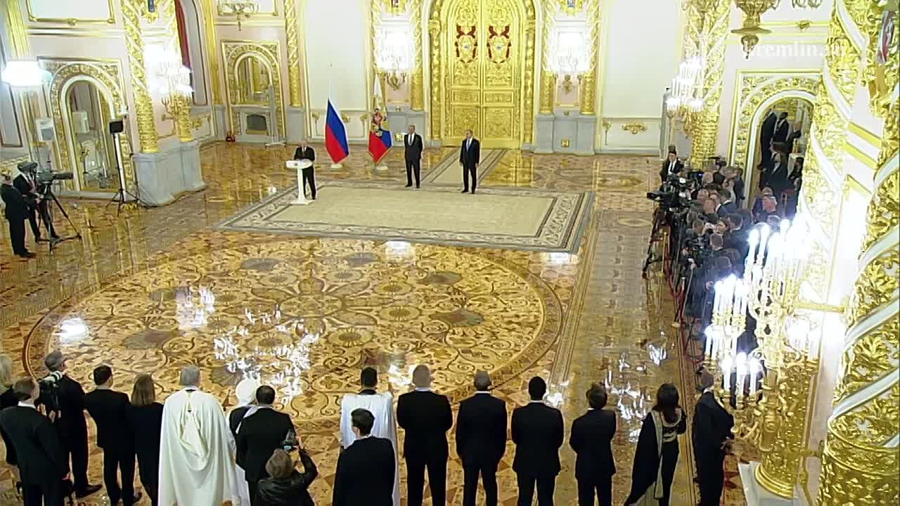 Владимир Путин: Ради урегулирования на Украине нужно вернуться к обсуждению инициатив России по новой и справедливой архитектуре безопасности