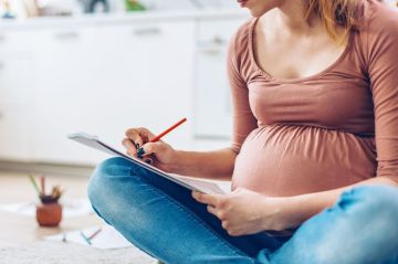 Беременным студенткам в ЛНР повысили пособие с 1 января