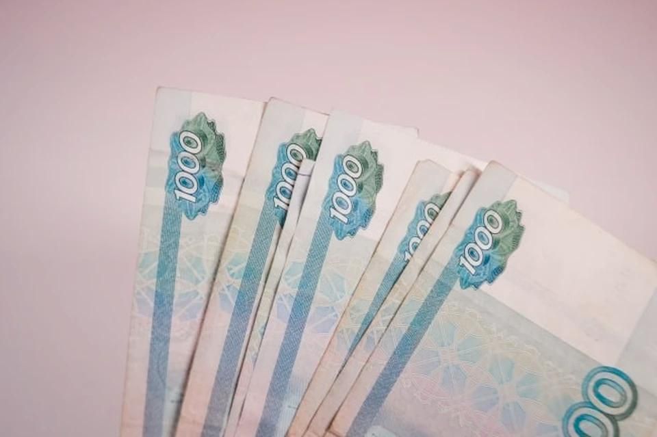 В Стаханове задержали пару, обокравшую знакомого во время застолья