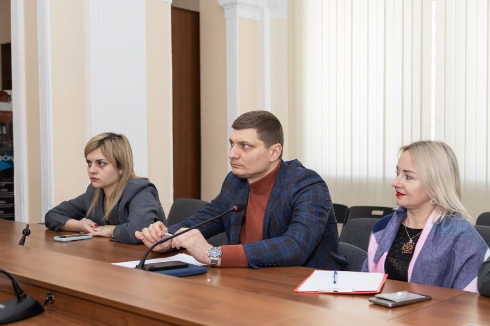 Стратегическое партнёрство: Минкультуры ЛНР и Академия Матусовского обсудили совместные планы