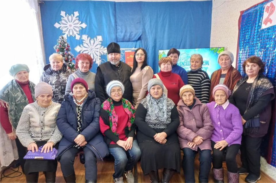 В Первозвановском сельском доме культуры состоялся час духовного общения с настоятелем Свято-Андреевского Храма «Чудо Крещения»