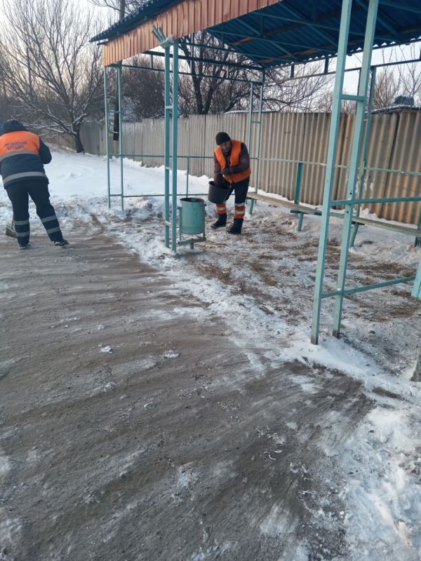 В последние дни на большую часть регионов России, включая Краснодонщину, обрушился зимний антициклон, принесший обильные снегопады