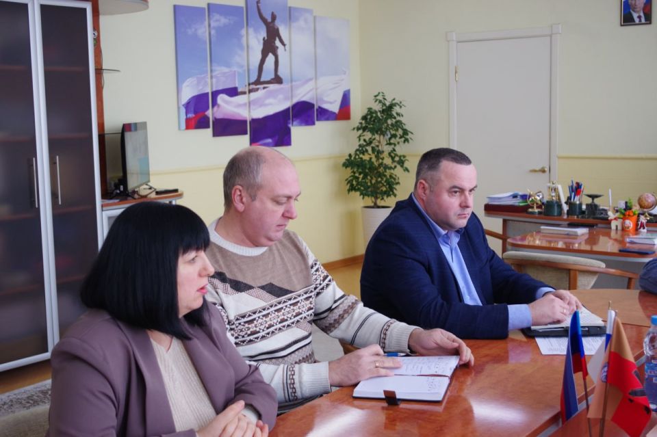 ������ ����������: ������ ������� ������� � �������� ����������� ����������� ��������� �������������� ���������� ����������� ��������