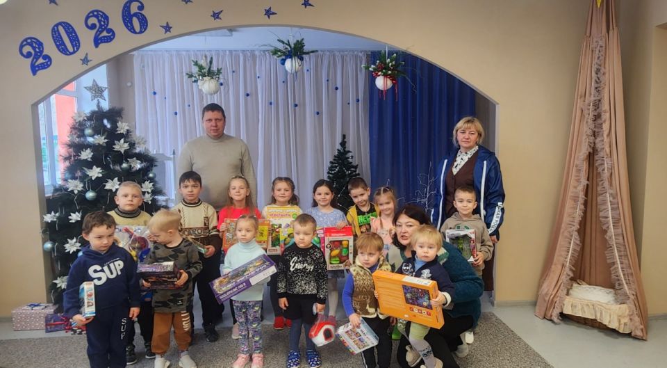 Подарки для малышей из детского сада «Росинка»