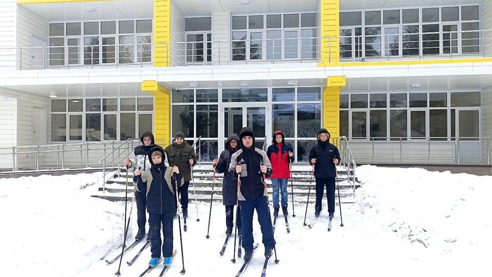 Дети из Новоайдара впервые освоили в Тамбове новый зимний навык для общего оздоровления