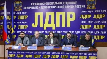 ������� ���� ������������� 14 ��������������, ������������ �� ������������ ������� ���