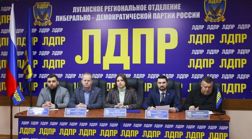 ������� ���� ������������� 14 ��������������, ������������ �� ������������ ������� ���