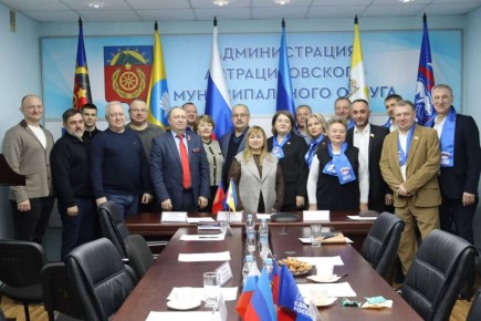 Виктория Сошина: Антрацитовский муниципальный округ с рабочим визитом посетила делегация Думы города Невинномысска Ставропольского края