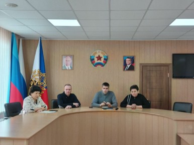 Министр спорта ЛНР Олег Шеренешев в Ровеньках: развитие спортивной инфраструктуры и внедрение федеральных проектов