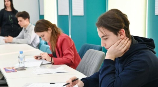 ������������� ��������� ���������� �� ������� ������ �� ���� ����� � ����������