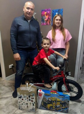 ������� ��������� �������� ���������� ������� 6-������� ������, ������������ � ���� ����������� �������������� �������������� ������