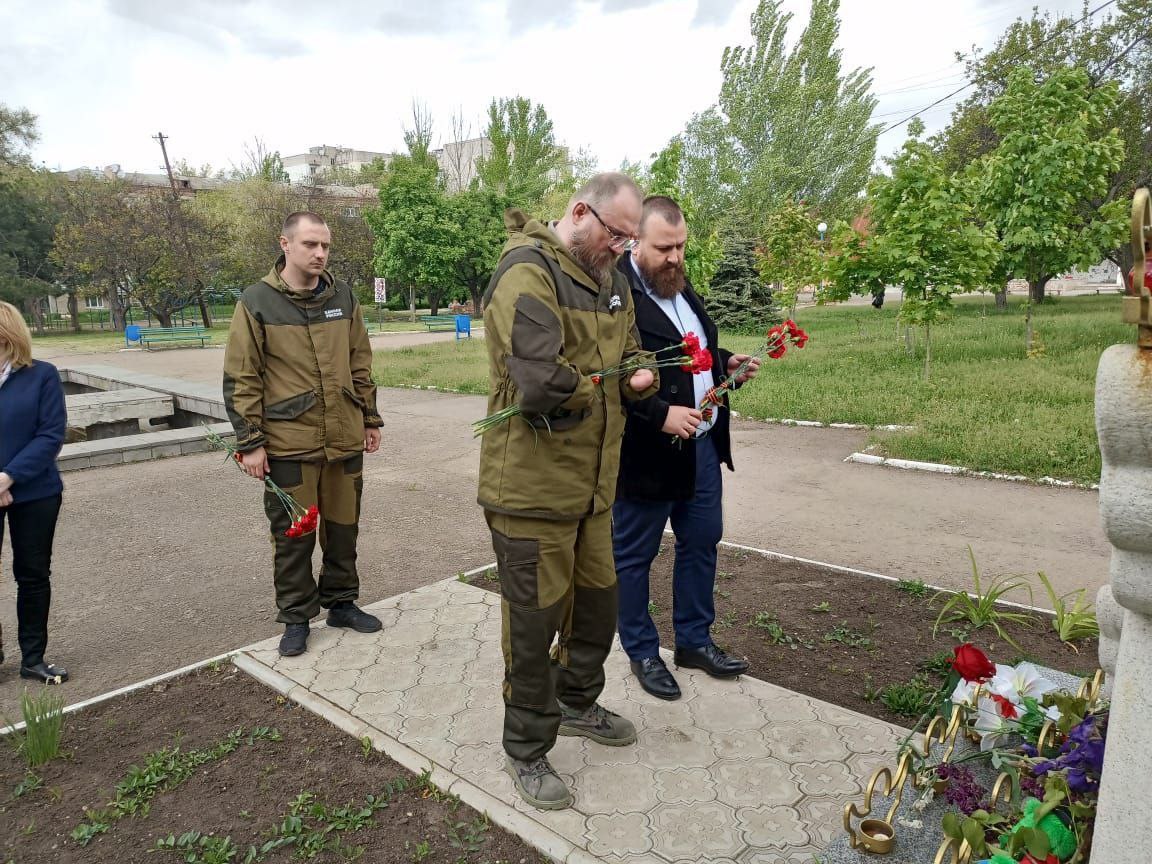 Иван Санаев: Очень горжусь своим знакомством и дружбой с таким невероятным человеком! С Сергеем Владимировичем мы познакомились в 2022 году, он многократно приезжал в республику с гуманитарными миссиями, встречался с...