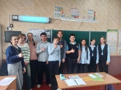 Заседание молодежного клуба «Вертикаль» в городе Брянке