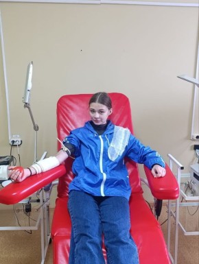 Северодонецкие единороссы сдали кровь для защитников в рамках акции «Zа наших»