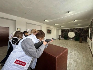 Андрей Рубанцов: В Ровеньковском технико- экономическом колледже активно работает студенческий тир "СтрелОК"!