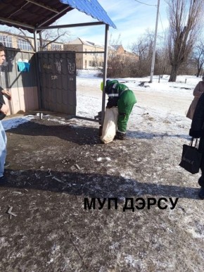 Работники МУП "ДЭРСУ" ежедневно трудятся, чтобы город оставался чистым, безопасным и уютным