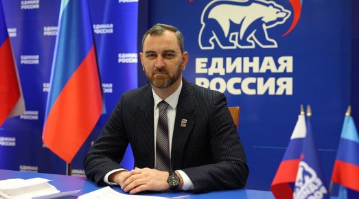 Более 2,5 тыс. обращений от жителей ЛНР рассмотрела «Единая Россия» за 2025 год
