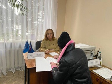 23 января на прием по юридическим вопросам для участников СВО и членов их семей в местную общественную приемную обратилась жена военнослужащего по вопросу денежных выплат по ранению мужа участника СВО