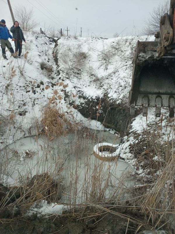 Аварийная бригада ООО «Тюменьбурстрой» шефа-региона продолжает плановые и аварийно-восстановительные работы на сетях водоснабжения по всему округу