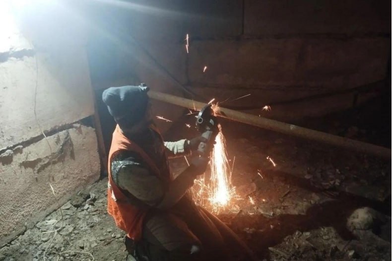 В прошлом году Свердловский филиал ЕУК заменил 453 м труб водоснабжения в многоквартирных домах