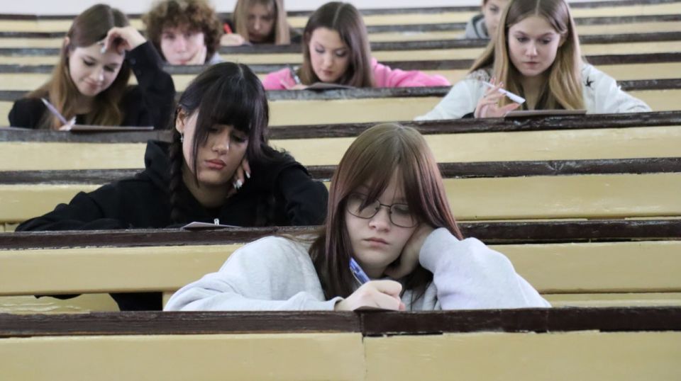 25 января в Донбасском государственном техническом университете состоялся заключительный этап Многопрофильной инженерной олимпиады «Звезда» по профилю «Русский язык»