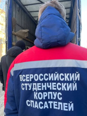 Вчера добровольцы ССО «Молодогвардеец» ЛугРО ВСКС, студенты Краснодонского факультета инженерии и менеджмента (филиал) ЛГУ им. В. Даля, оказали помощь Муниципальному бюджетному учреждению дополнительного образования...