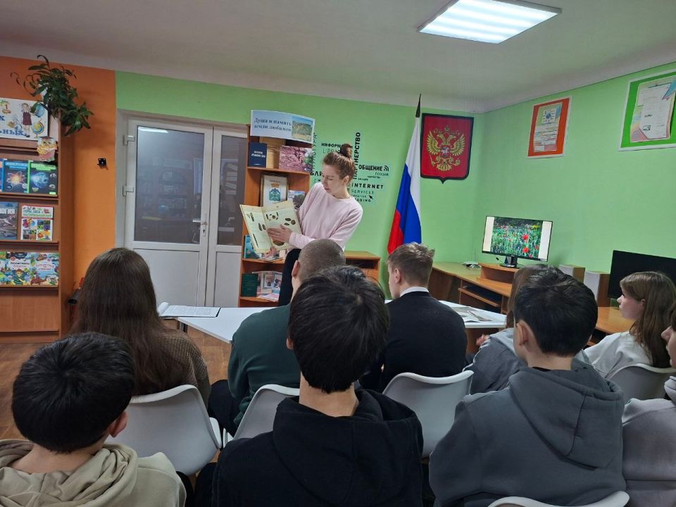 К 330-летию предшественника Брянки – зимовника Оврага Каменного юношеский краеведческий клуб «Истоки» начал цикл историко-краеведческих исследований, посвящённый первым поселениям на территории города