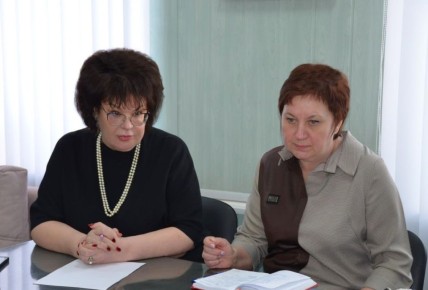 Марина Филиппова: Совместная работа для доступной медицины каждому жителю Новоайдарского округа